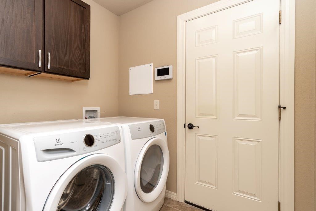 Garrett Road Sub Rogers - Residential Lease