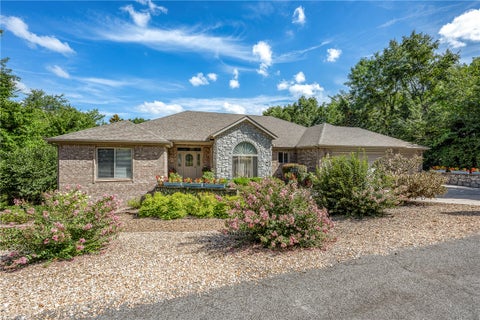 Photo of 10 Oniell Circle, Bella Vista, AR 72715 (MLS # 1355865)