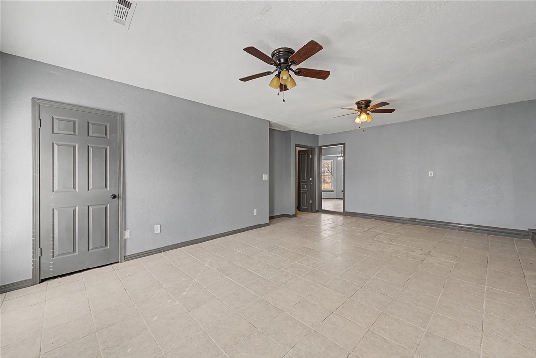 BROADMORE ACRES S/D - Residential