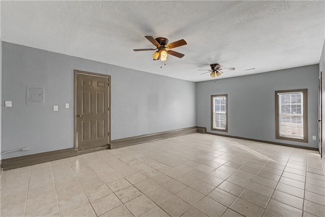 BROADMORE ACRES S/D - Residential