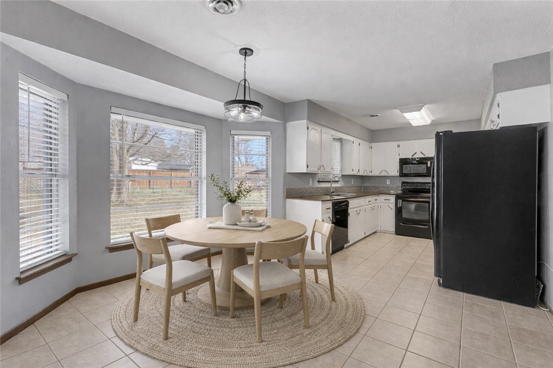 BROADMORE ACRES S/D - Residential