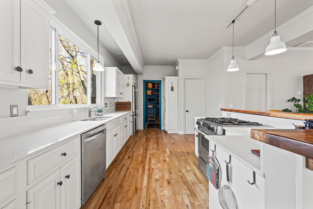 Sunset Woods - Residential