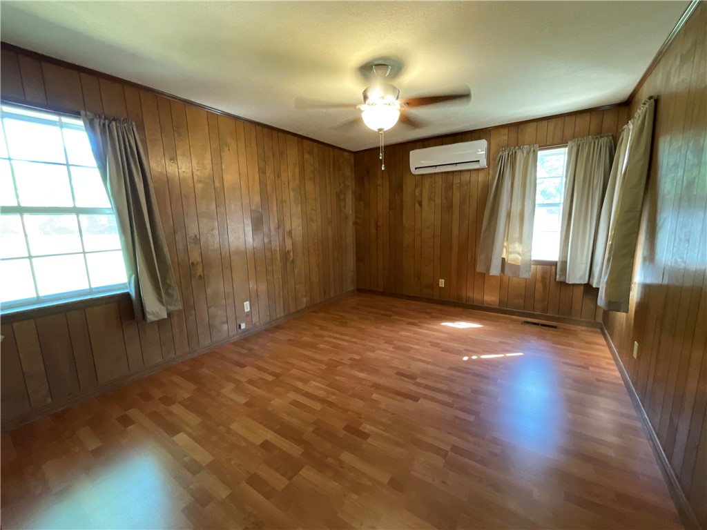 Clarksville 321023 - Residential