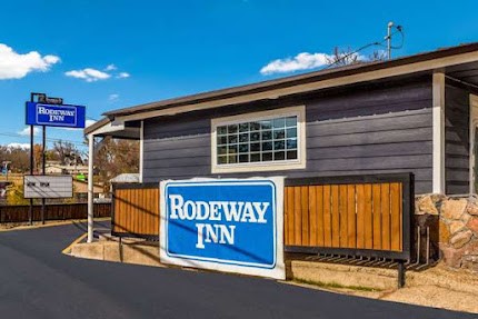 Sunrise Motel features 18 Units, Accompanied by a spacious 4-bedroom house and Additional land. Contact Agent for more information