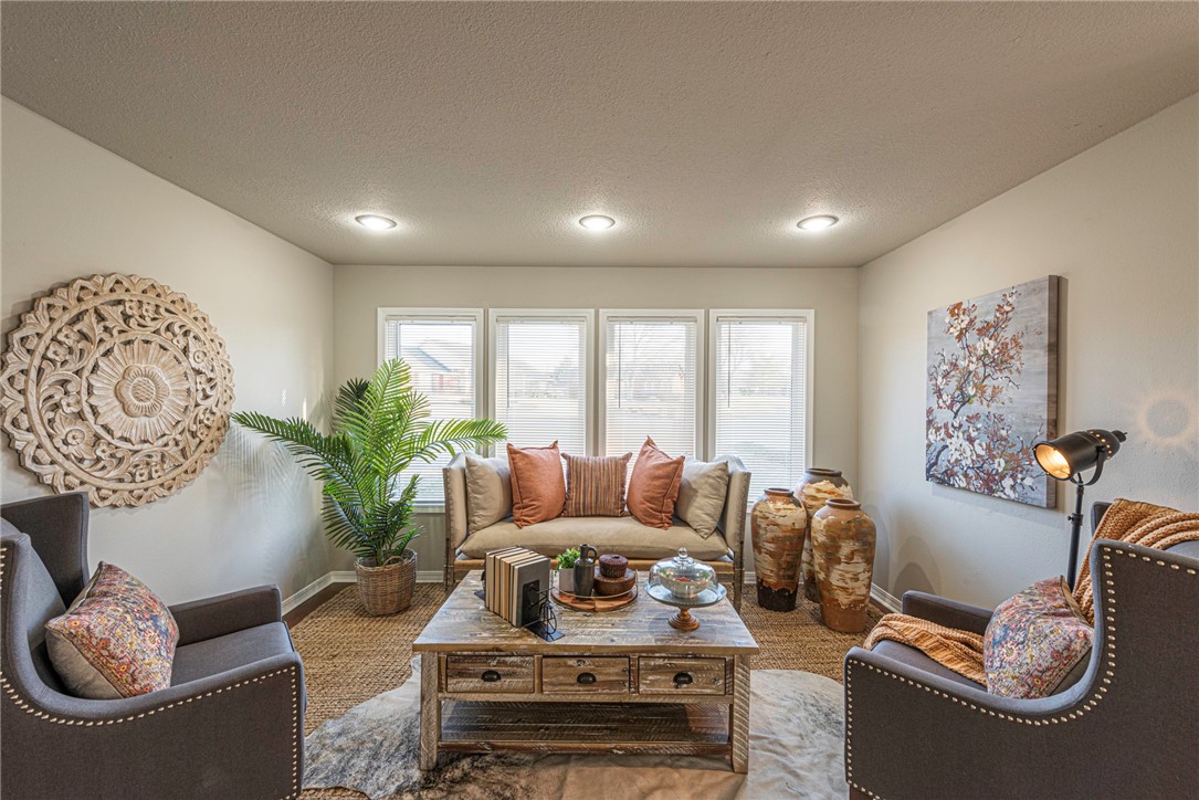 El Contento Acres Bentonville - Residential