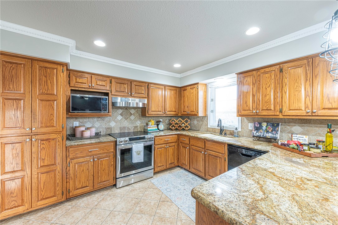 El Contento Acres Bentonville - Residential
