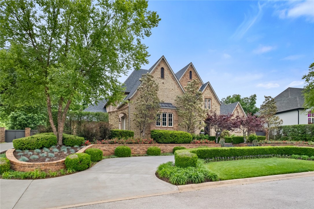 Pinnacle - Residential