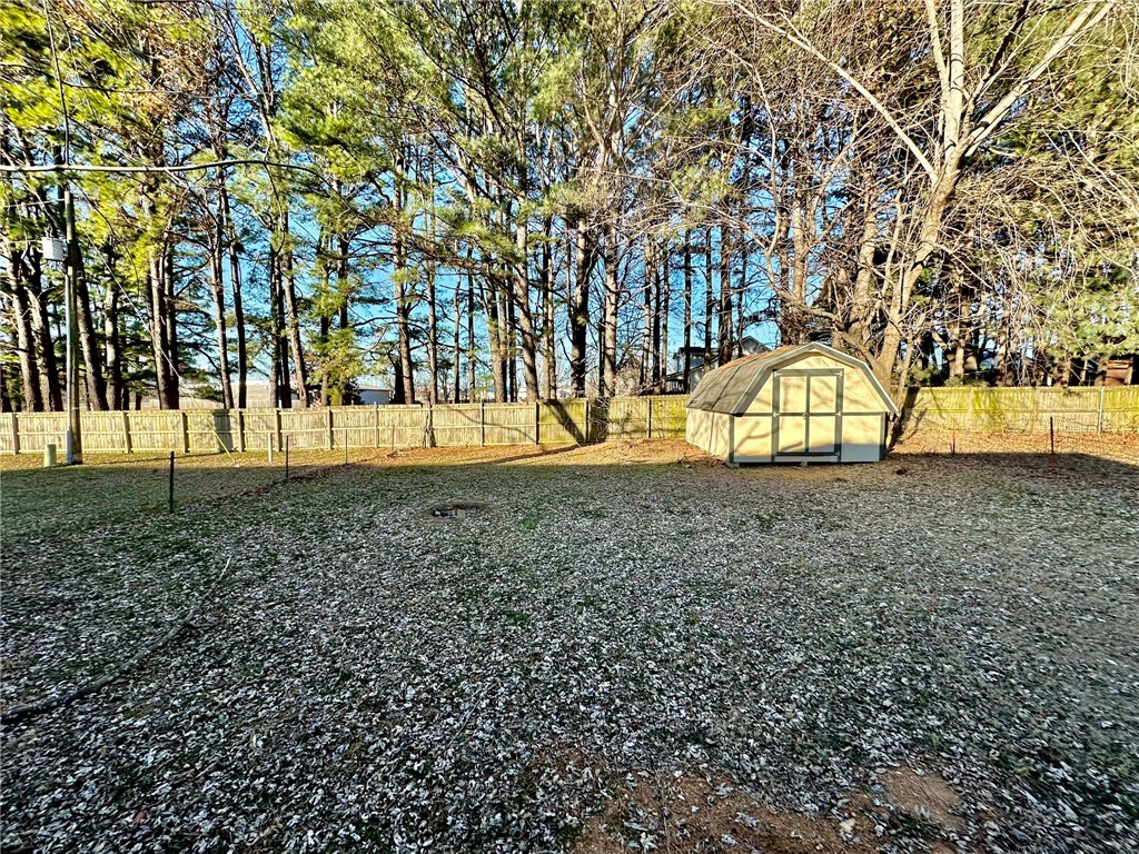 ELM TREE CENTER SUB-BENTONVILLE - Residential Lease