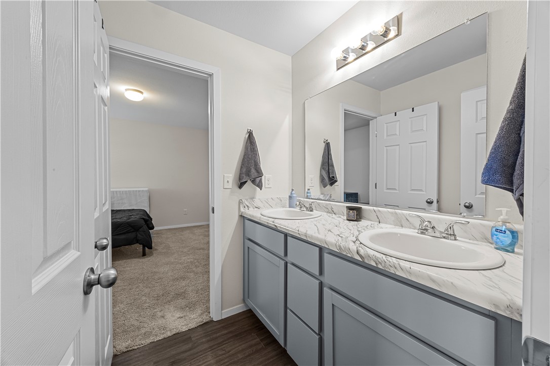 Creekside Meadows - Residential