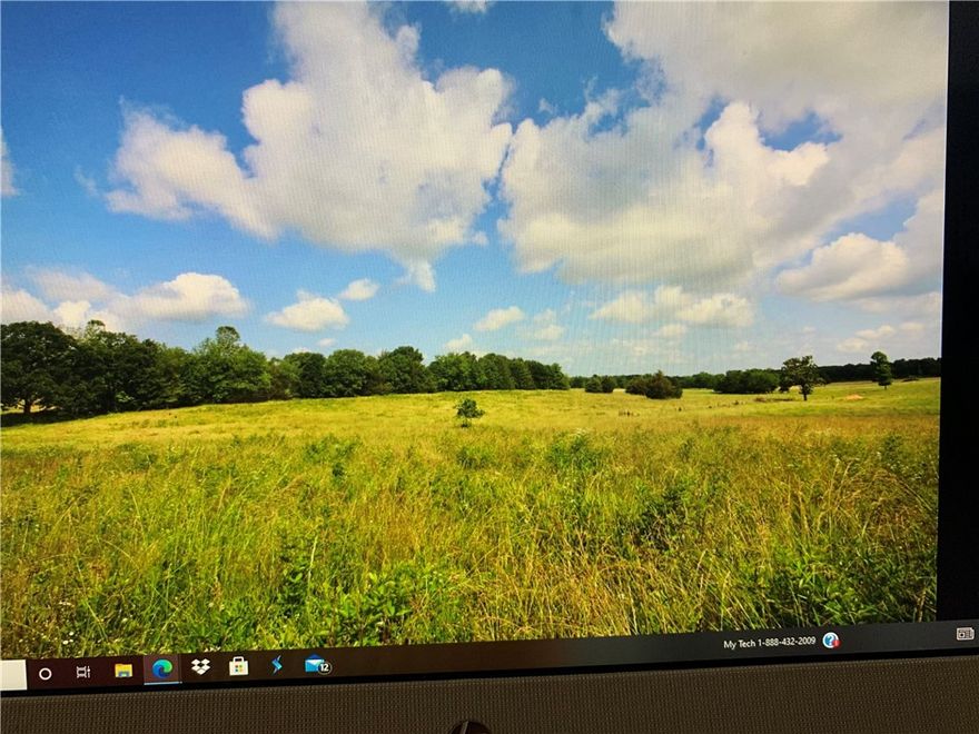 Excellent property next to NWA Regional Airport