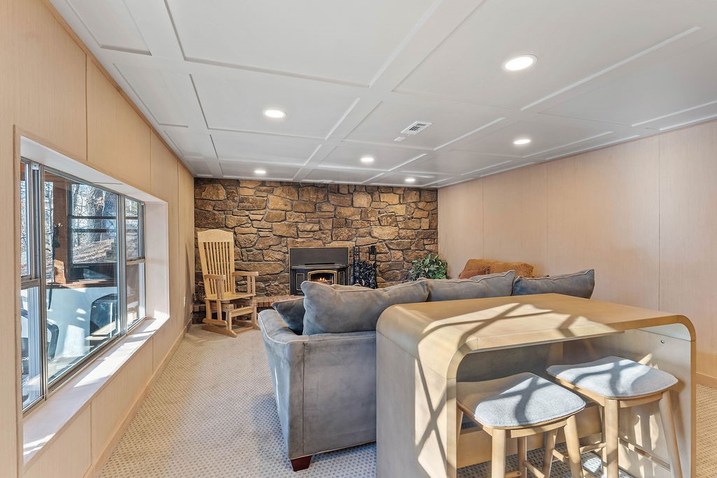 Lakeview Add Rogers - Residential