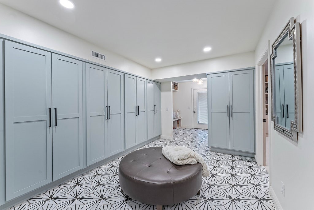 Lakeview Add Rogers - Residential