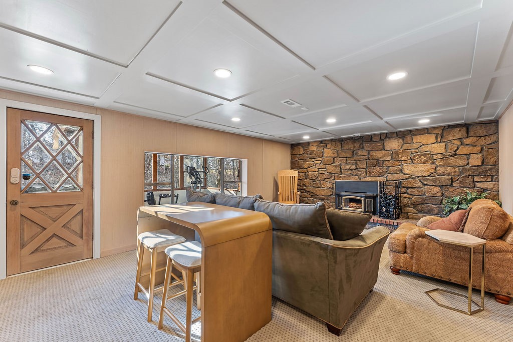 Lakeview Add Rogers - Residential