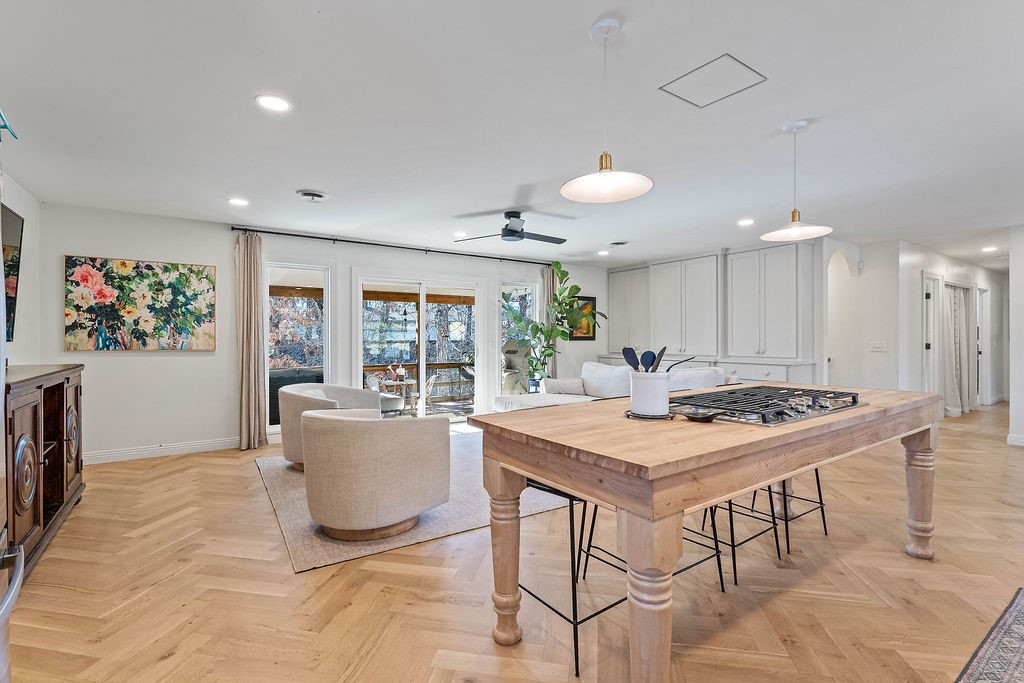 Lakeview Add Rogers - Residential