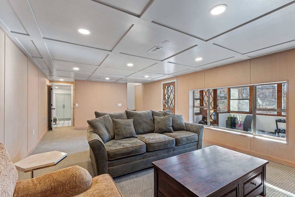 Lakeview Add Rogers - Residential