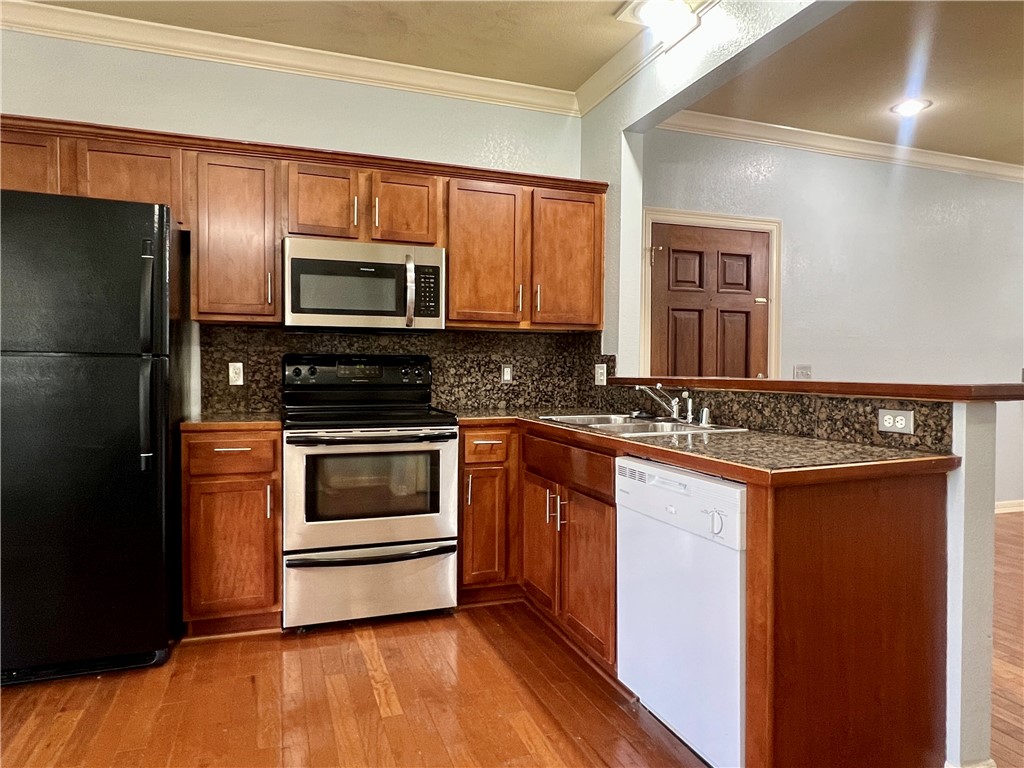 Crossover Heights Ph I - Residential Income