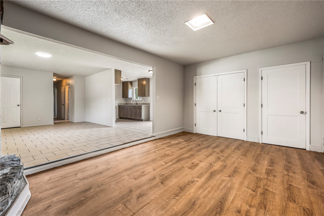 Rolling Oaks Unit 3 Little Flock - Residential