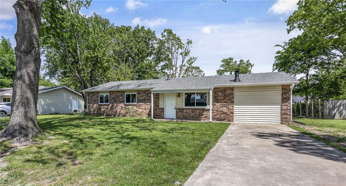 Rolling Oaks Unit 3 Little Flock - Residential