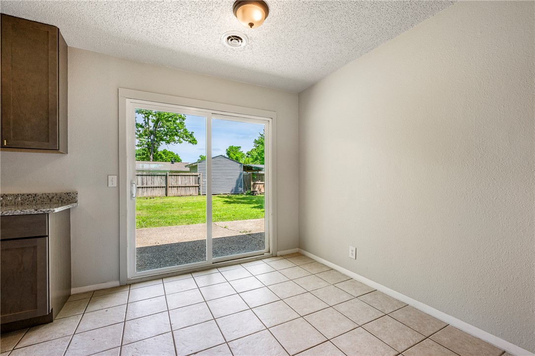 Rolling Oaks Unit 3 Little Flock - Residential