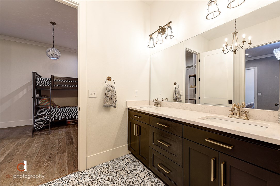 W A Burks Add Bentonville - Residential