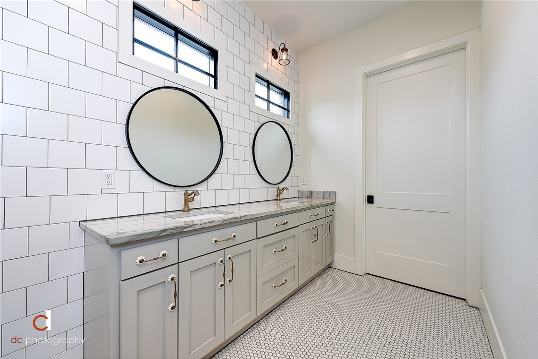 W A Burks Add Bentonville - Residential