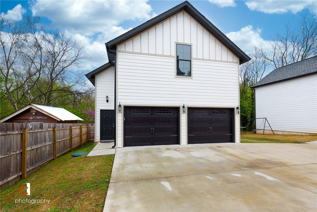 W A Burks Add Bentonville - Residential