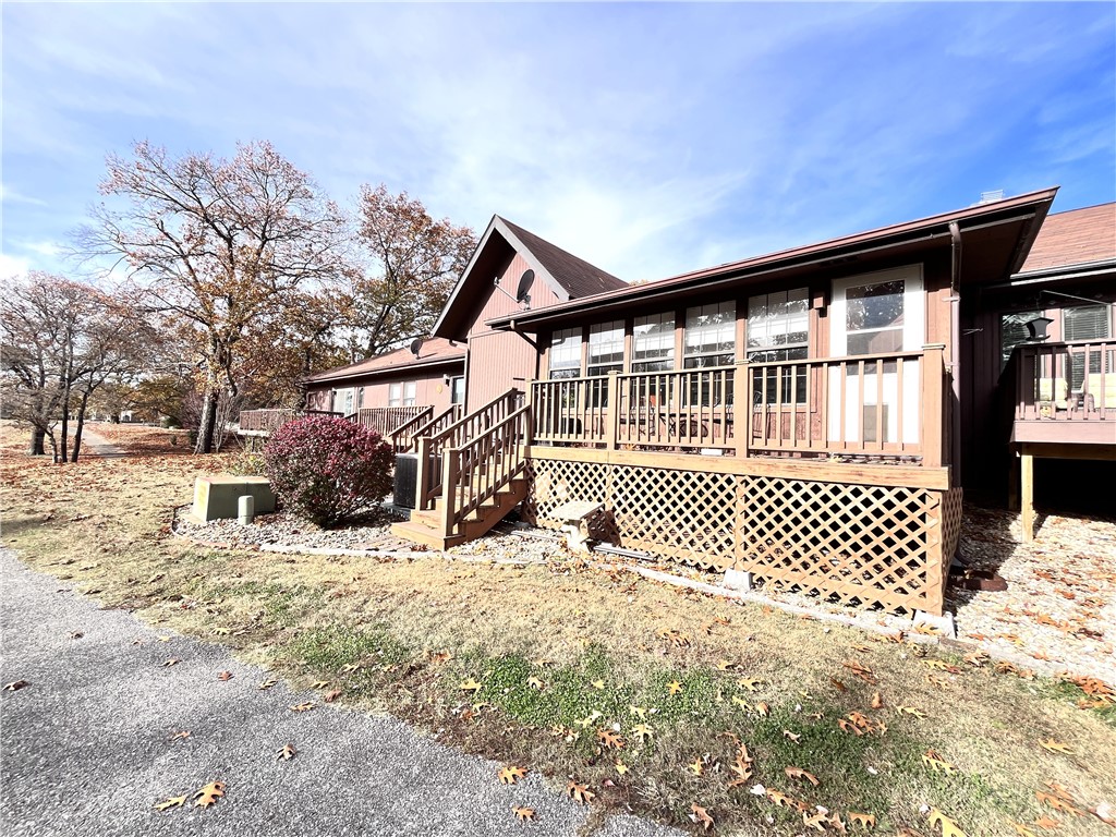 Melanie Courts - Residential Lease