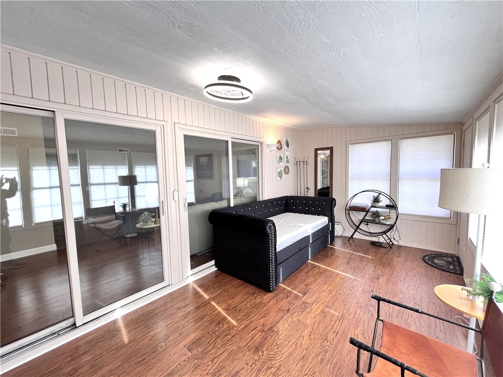 Melanie Courts - Residential Lease