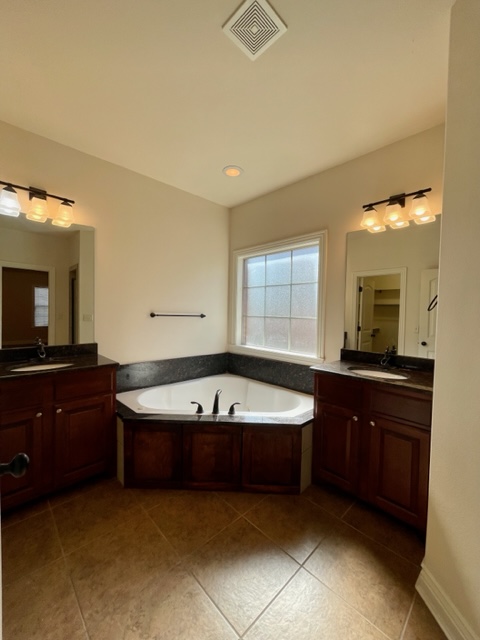 Brighton Heights Sub Bentonville - Residential Lease