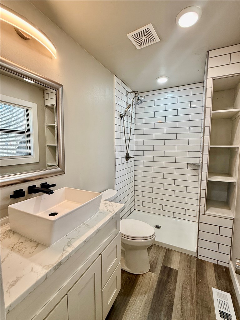 Hampstead Sub Bvv - Residential