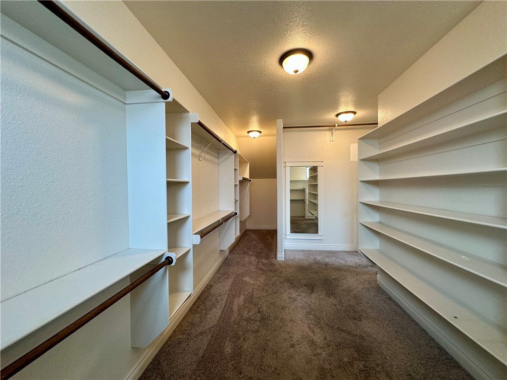 Peaks Ph Iii, The Rogers - Residential