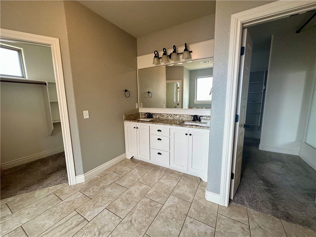 Peaks Ph Iii, The Rogers - Residential