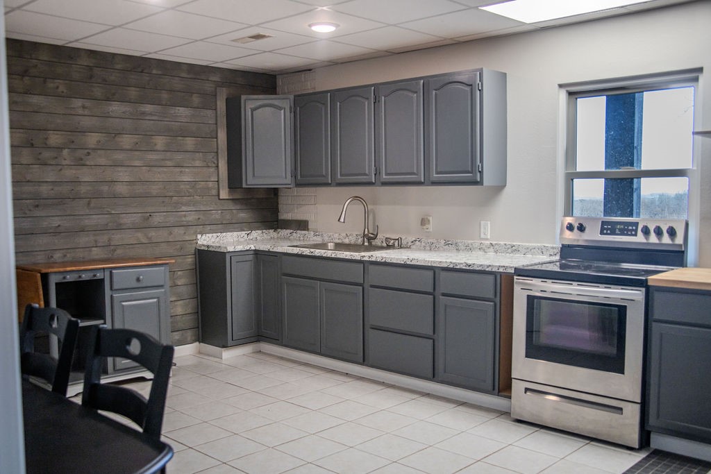 Country Hills Estate - Residential