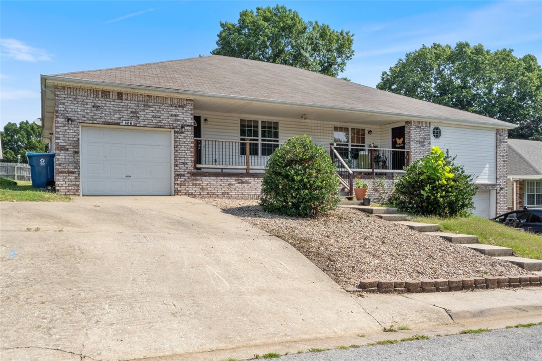 This updated 2 bedroom 2 bathroom duplex is just under 2 miles north of "The Square" in Bentonville. Complete with LVP flooring the unit, eat in kitchen, and all appliances included! You won't want to miss this one. There is a $38 non-refundable application fee. Any adult over the age of 18 must apply separately. Please contact listing agent for application link.