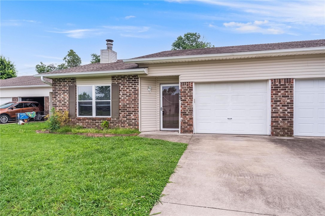 Oak Hill Iii Ph 1 Rogers - Residential Lease
