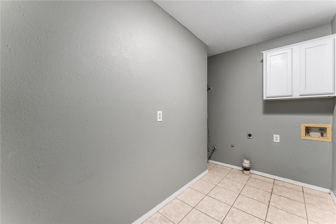 Oak Hill Iii Ph 1 Rogers - Residential Lease