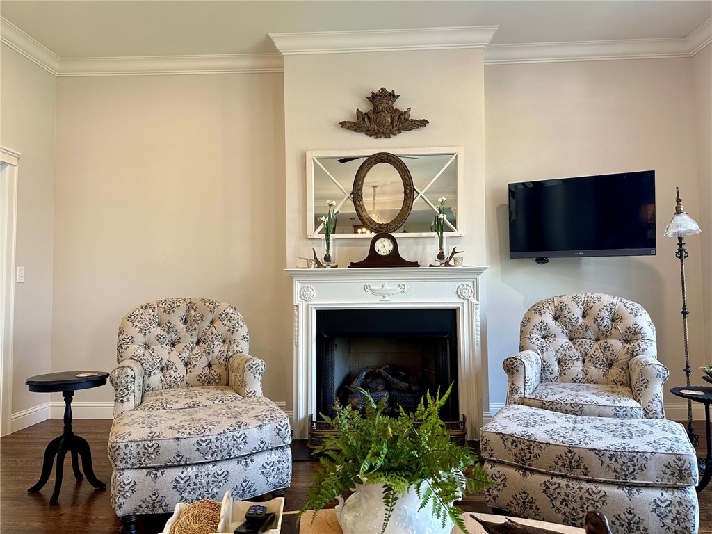 Rolling Hills Estate - Residential