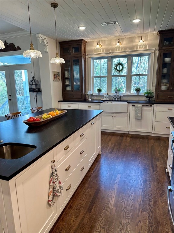 Rolling Hills Estate - Residential