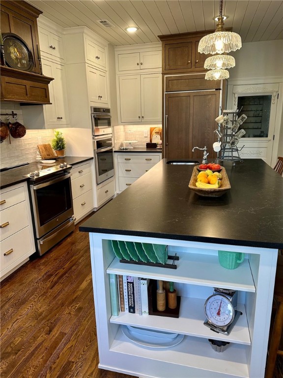 Rolling Hills Estate - Residential