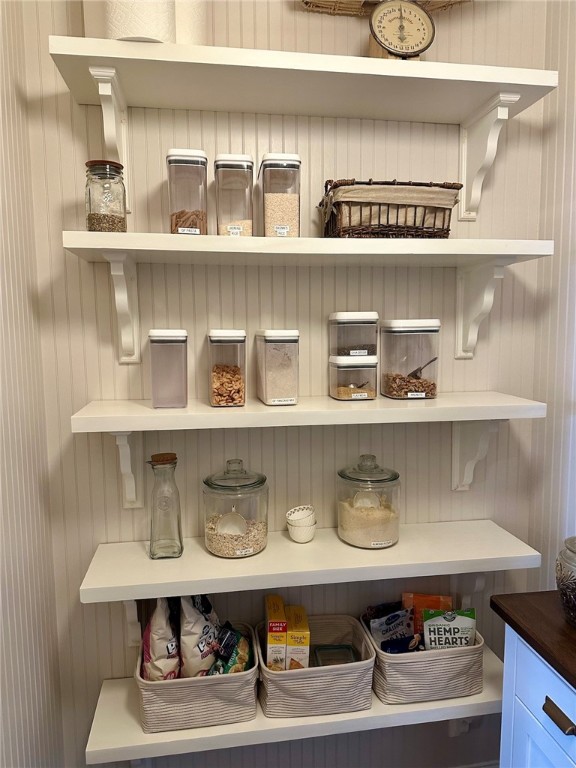 Rolling Hills Estate - Residential