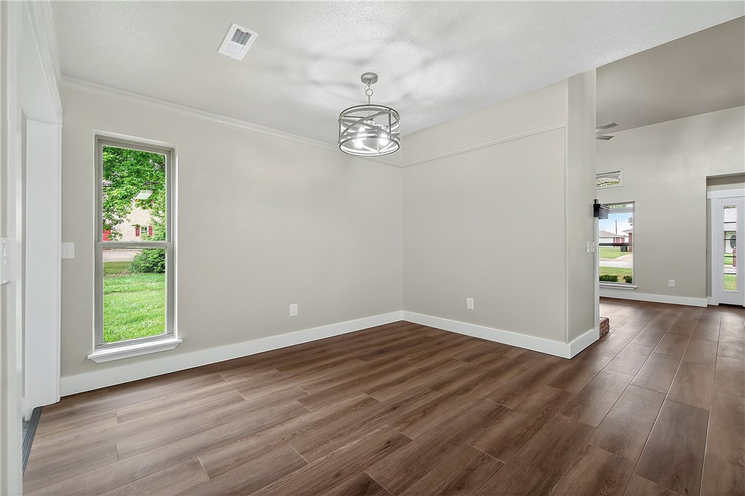 Lynn Estates Springdale - Residential