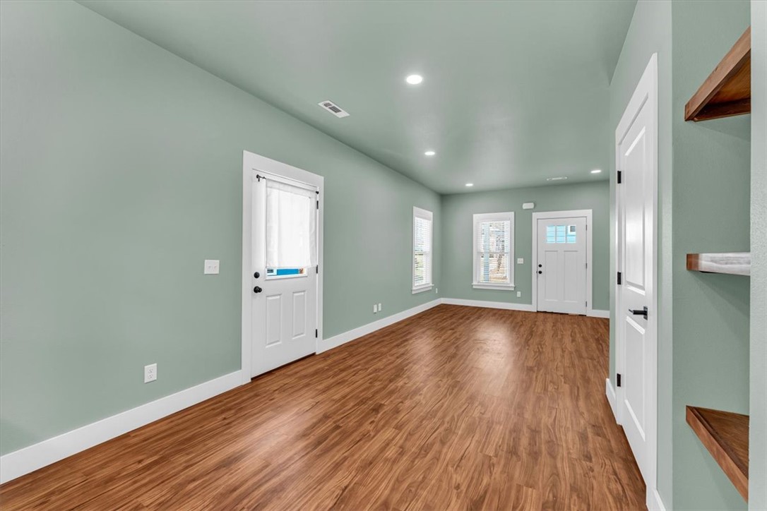 Jennings Add - Residential Lease