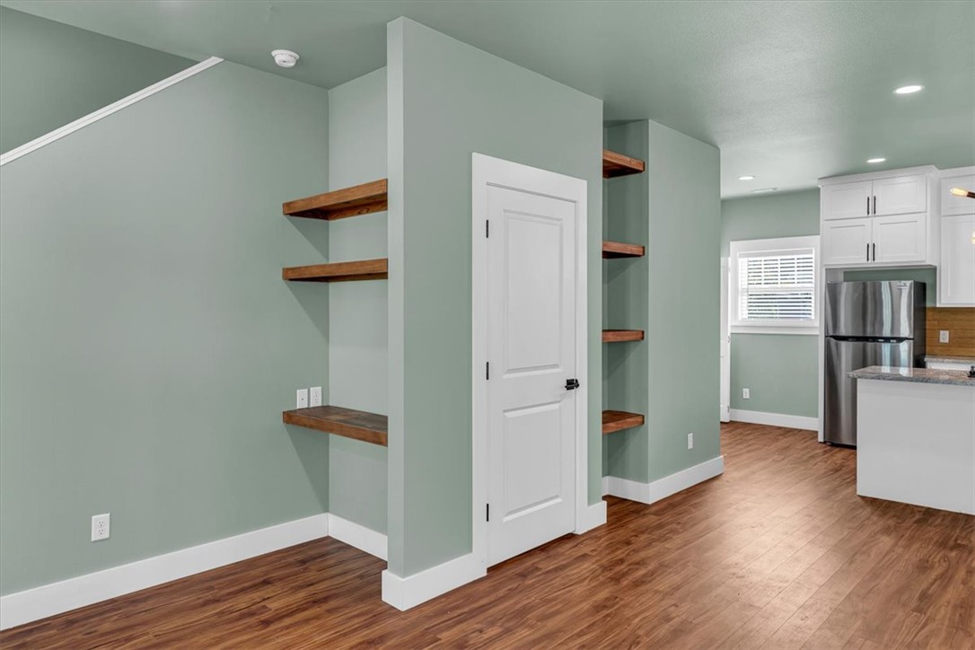 Jennings Add - Residential Lease