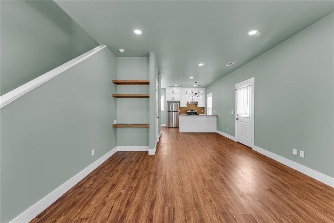 Jennings Add - Residential Lease
