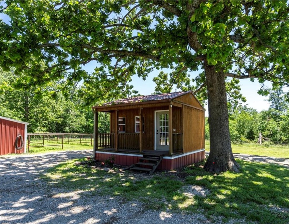 02-20-32-Gravette - Residential