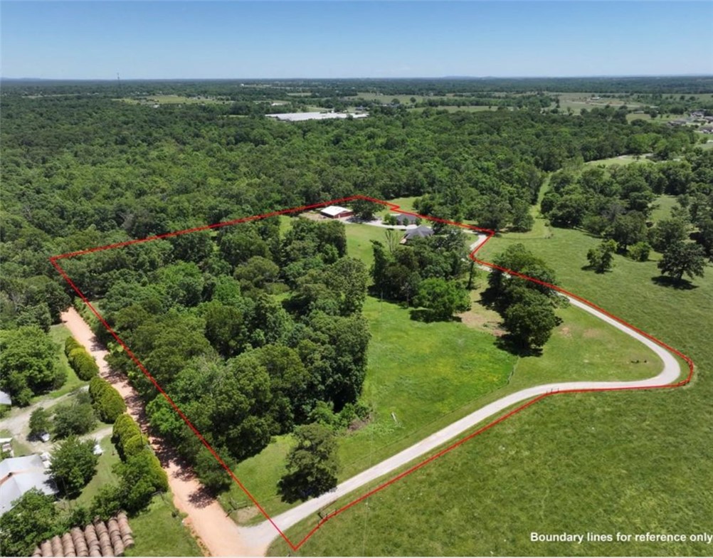 02-20-32-Gravette - Residential