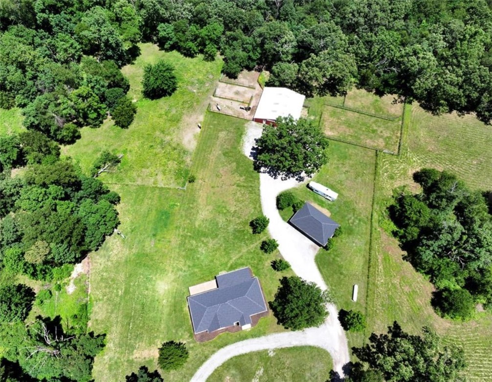 02-20-32-Gravette - Residential