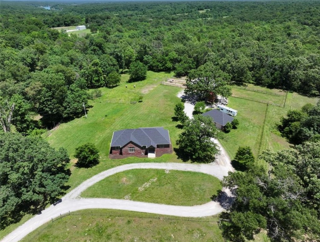 02-20-32-Gravette - Residential