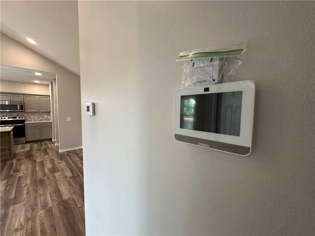 Unit 16 Holiday Island - Residential