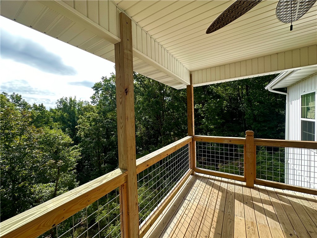 Unit 16 Holiday Island - Residential